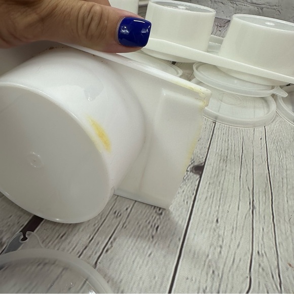 vintage tupperware planter tray/ condiment tray with seals food prep entertain - Picture 8 of 12